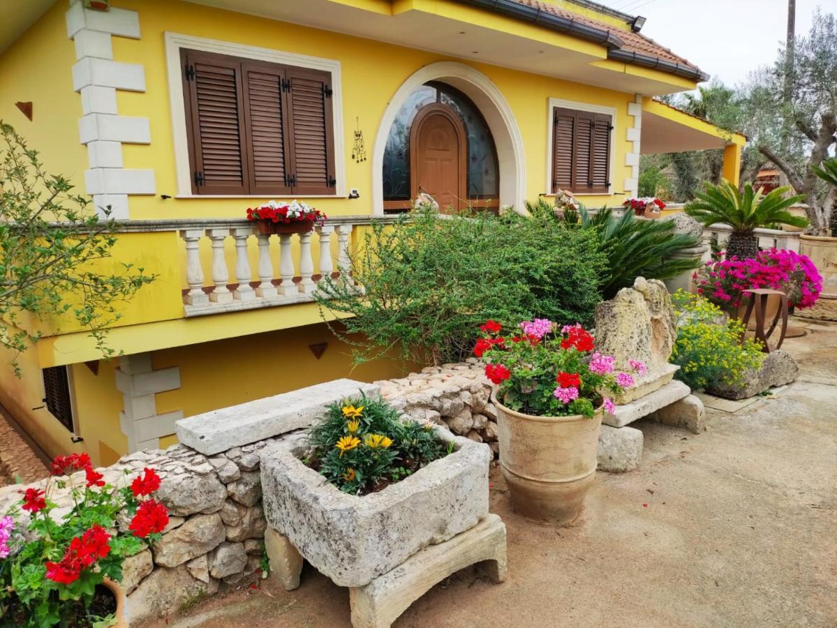 Villa Sargheruoli มอนเตโรนิดิเลชเช ภายนอก รูปภาพ